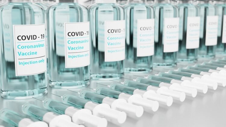 All You Need To Know About The COVID-19 Vaccination Drive In The UAE
