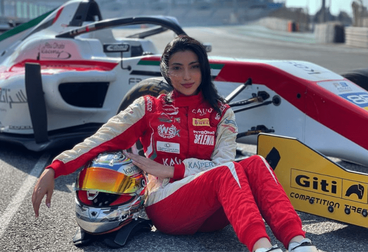 Meet Amna Al Qubaisi The First Female Emirati Racing Driver Gulfbuzz 1857