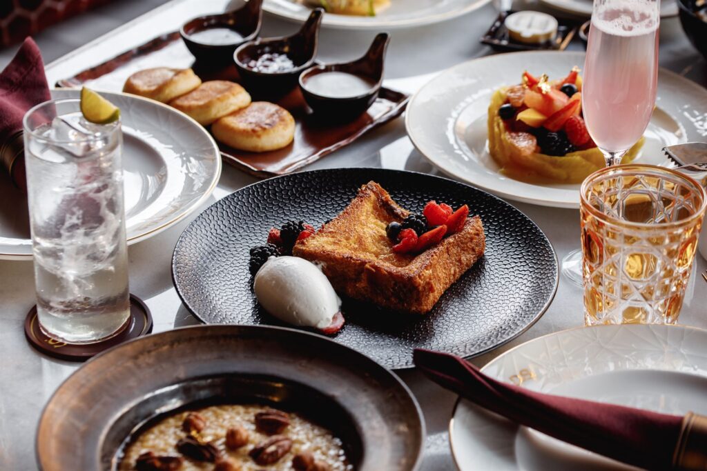 F.R.N.D.S. Grand Café 