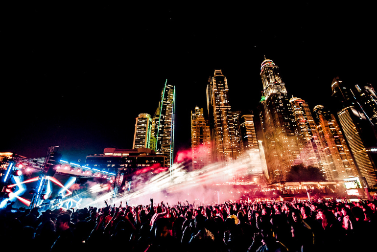 Barasti Beach’s Electrifying New Year’s Eve Extravaganza: DJ Fedde Le Grand Takes The Stage!
