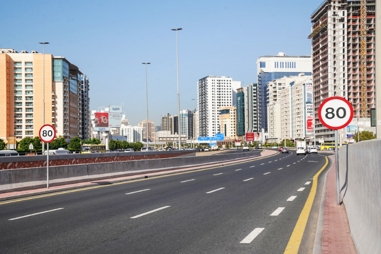 RTA Reduces Speed Limit On Major Dubai-Sharjah Road – Find Out Which