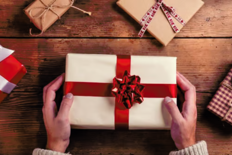 Meaningful and Lightweight Gifts to Take Abroad - Days to Come