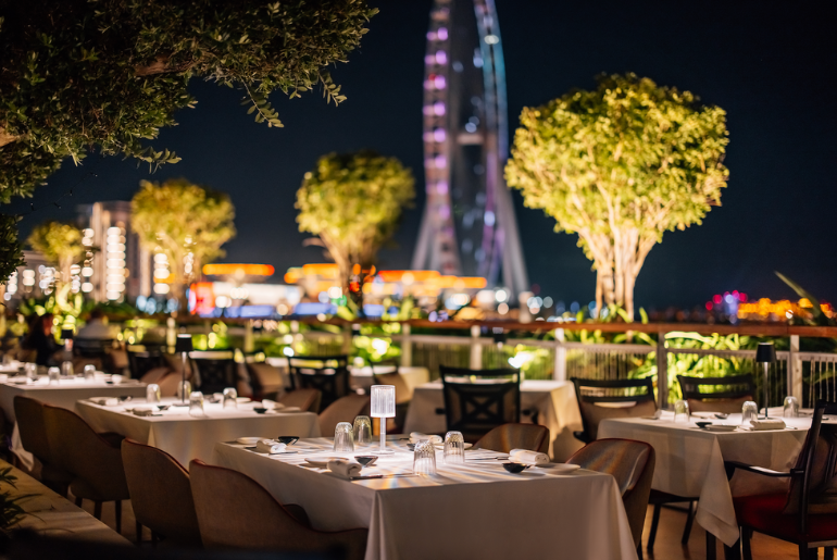 Experience Italian Opulence In Dubai - Discover Amò At Via Toledo ...