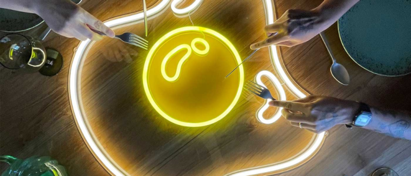 Create Your Own Personalised Neon Light At This Workshop In Dubai