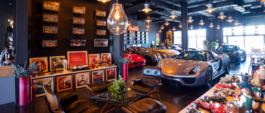 You Can See A Real Life Ferrari F1 Car At This Cafe In Dubai