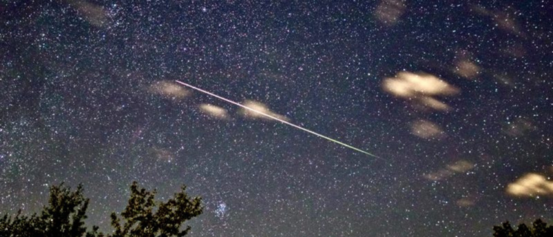 UAE: A HUGE Meteor Shower Is Happening This Month & It’s Visible Without Telescope