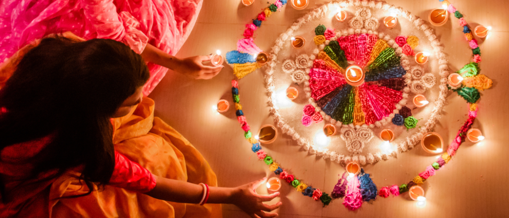 8 Beautiful Ways To Celebrate Diwali In Dubai - Gift Hampers, Feasts & Fun Events