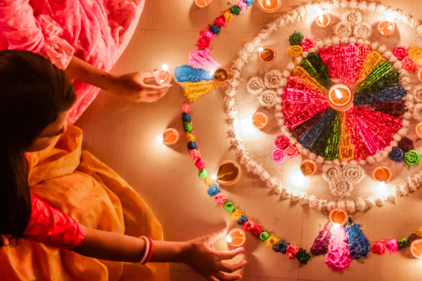 17 Ways To Celebrate Diwali In Dubai – Gift Hampers, Feasts & Fun Events